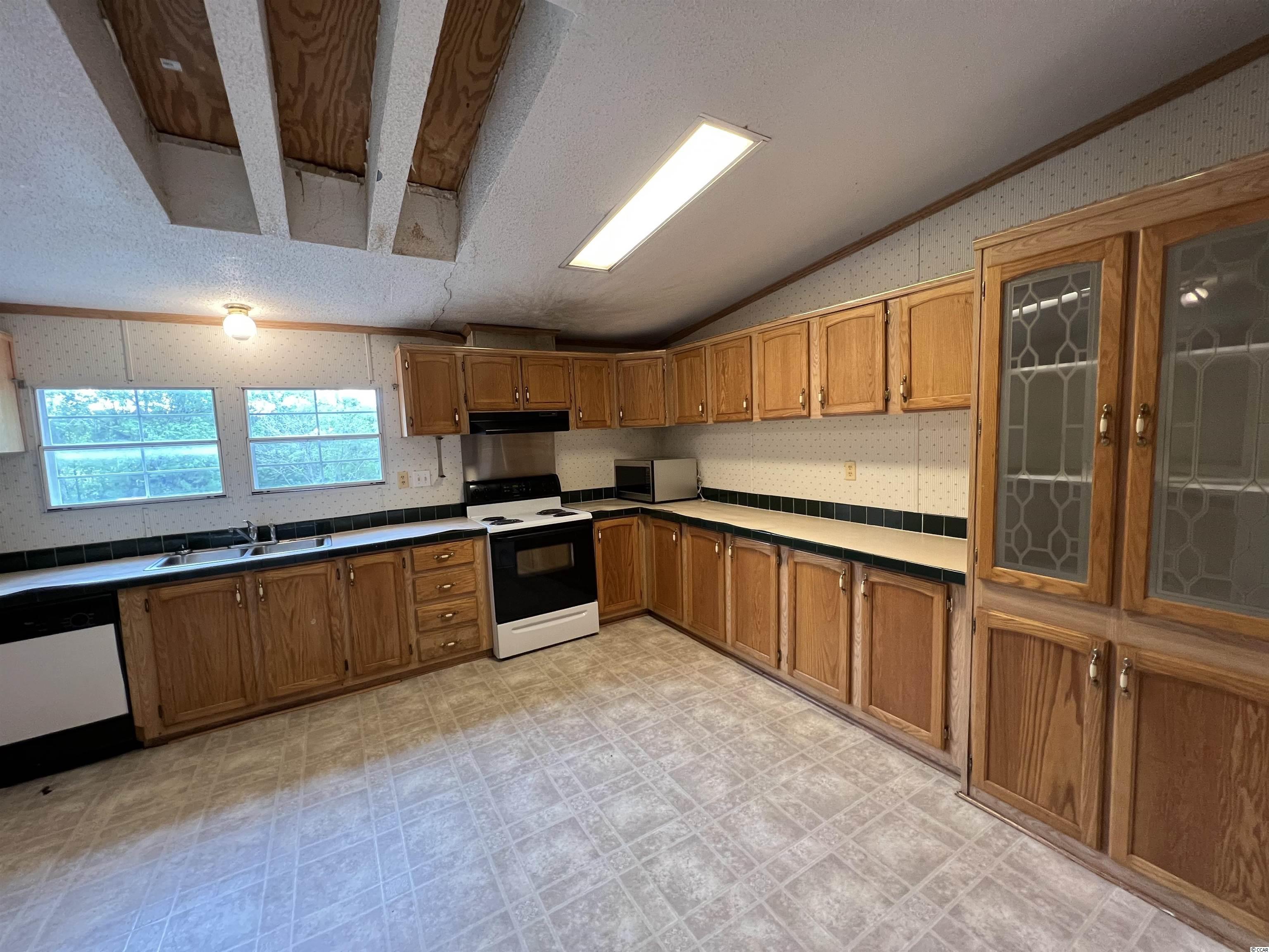 2310 Johnson Brothers Road Galivants Ferry, SC 29544 - Photo 5 of 36 Gallery Image 5