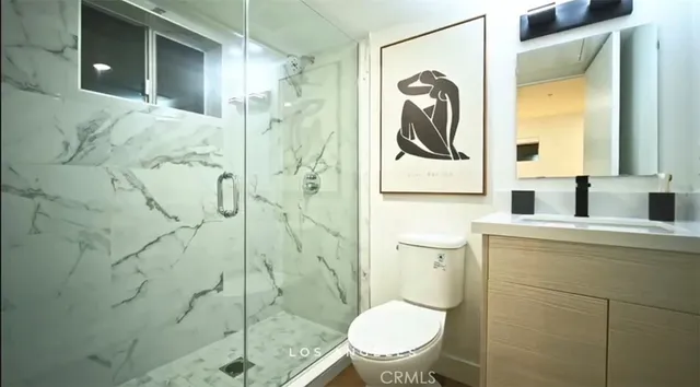 $1,050,000 | 1245 North New Hampshire Avenue, Unit 8, Los Angeles, CA 90029