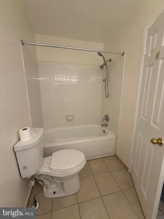 $2,600 | 4118 Peppertree Lane, Unit 4118, Silver Spring, MD 20906