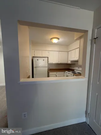 $2,600 | 4118 Peppertree Lane, Unit 4118, Silver Spring, MD 20906