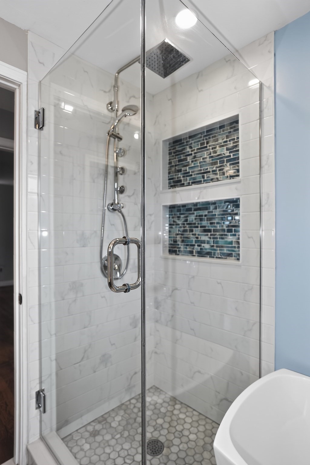 1061 Trapelo Road Waltham, MA 02451 - Photo 11 of 21 Gallery Image 11