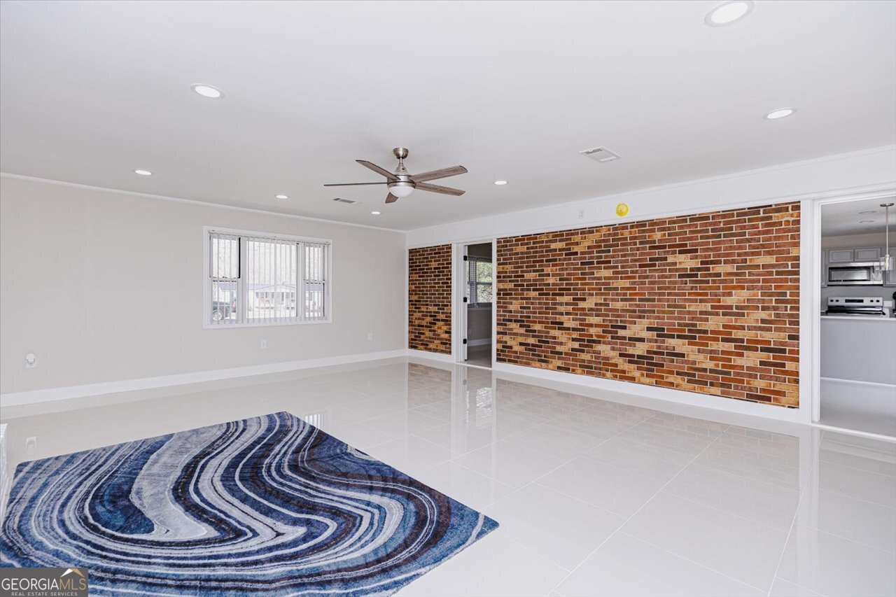 210 Webb Street Warner Robins, GA 31093 - Photo 11 of 54