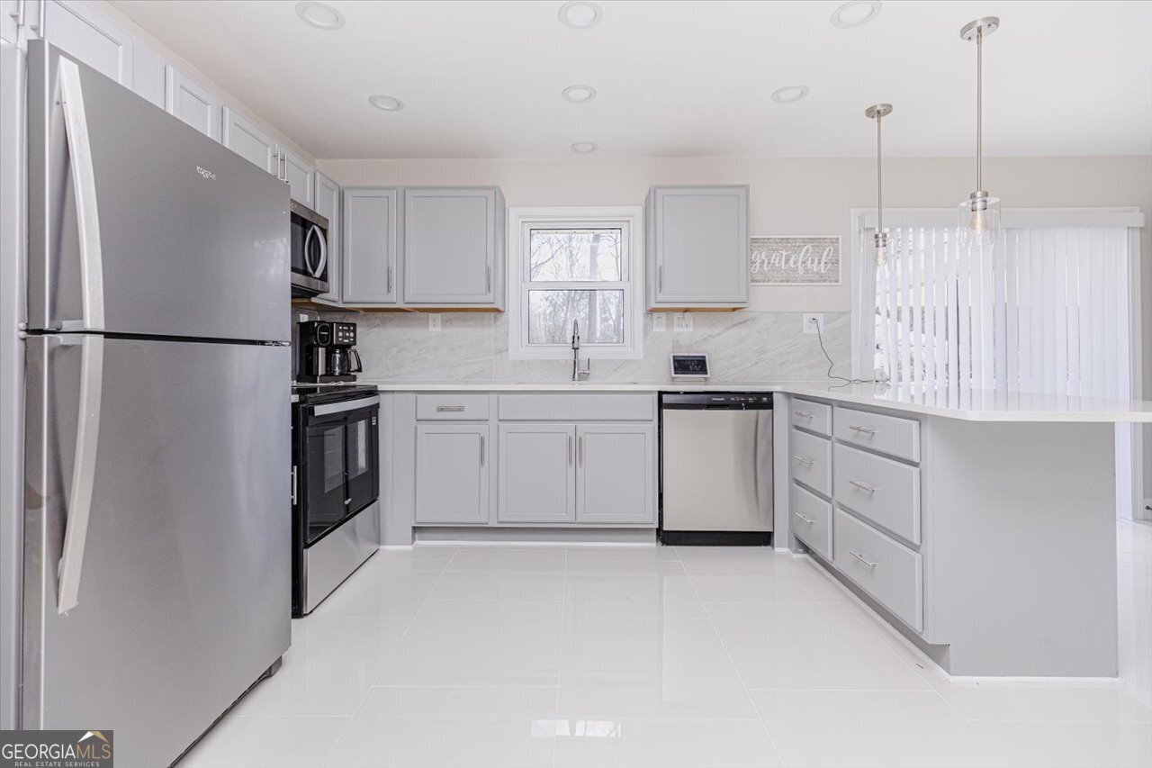 210 Webb Street Warner Robins, GA 31093 - Photo 15 of 54