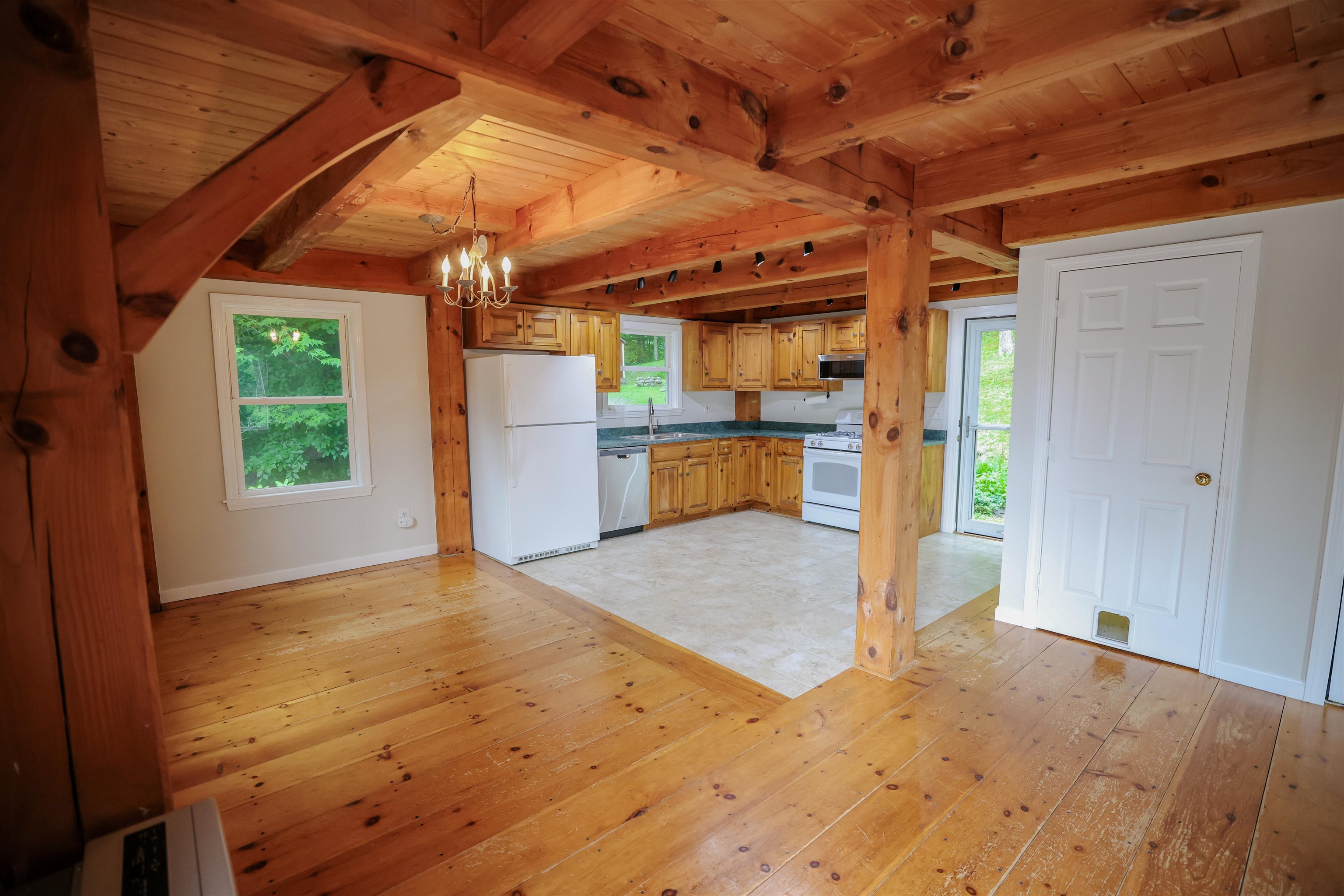 570 Upper Meehan Road Bristol, VT 05443 - Photo 21 of 38