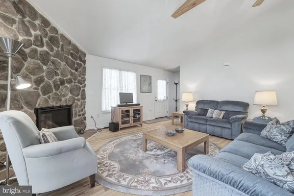 $399,998 | 112 Auger Way, Mount Jackson, VA 22842