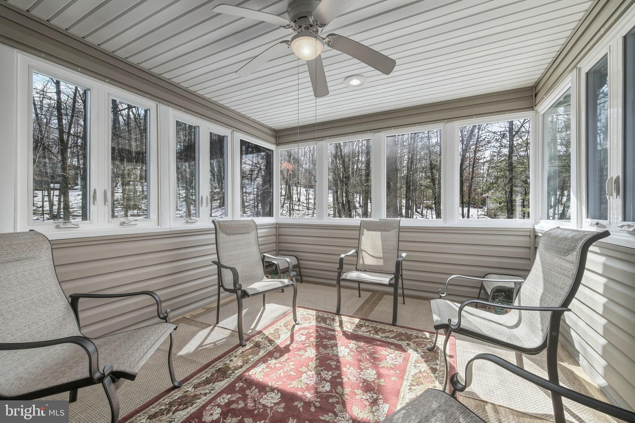 112 Auger Way Mount Jackson, VA 22842 - Photo 2 of 51 LARGE Florida Room