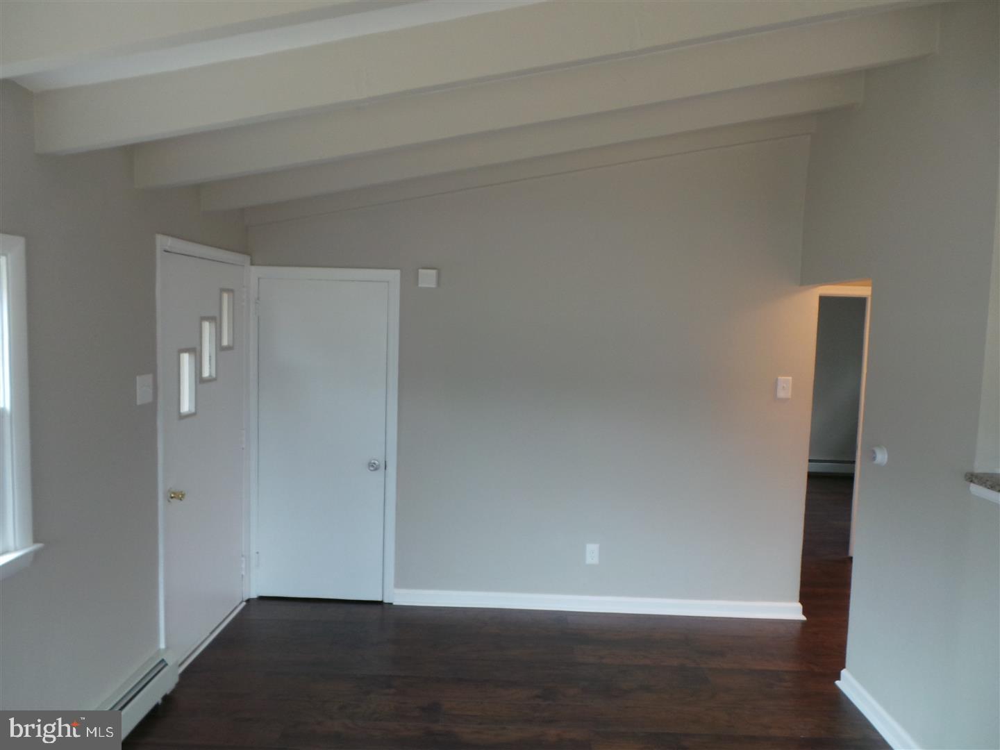 211 Ruth Avenue Maple Shade, NJ 08052 - Photo 4 of 12