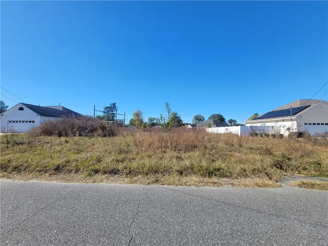 $29,500 | 221 Sierra Lane, Waycross, GA 31503