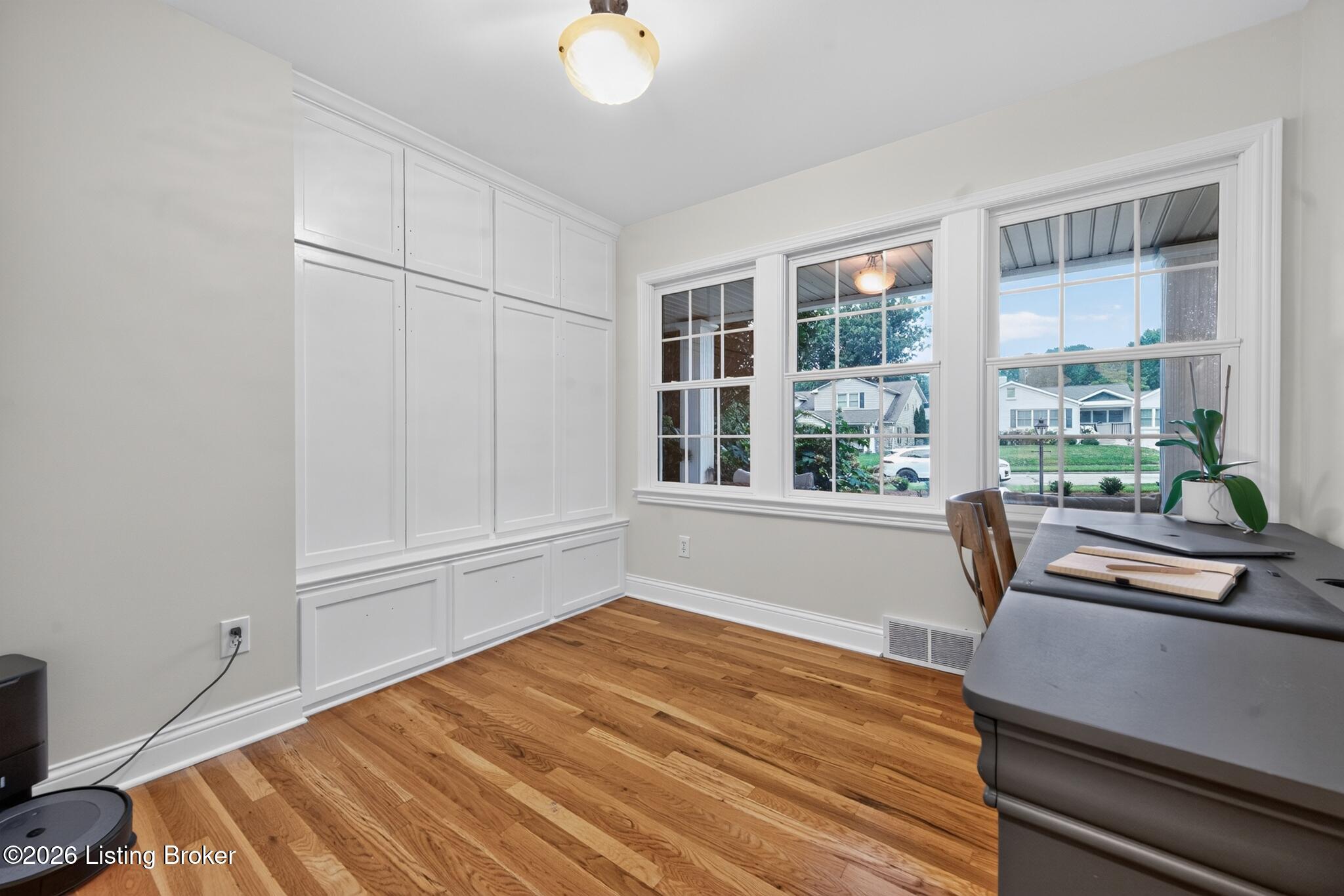 306 Garden Road Lexington, KY 40502 - Photo 17 of 79 Office