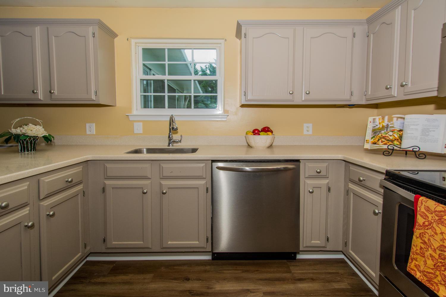 978 Pebblestone Road Pasadena, MD 21122 - Photo 13 of 30 Kitchen