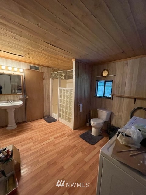 323 Smith Creek Road Raymond, WA 98577 - Photo 9 of 16 Gallery Image 9