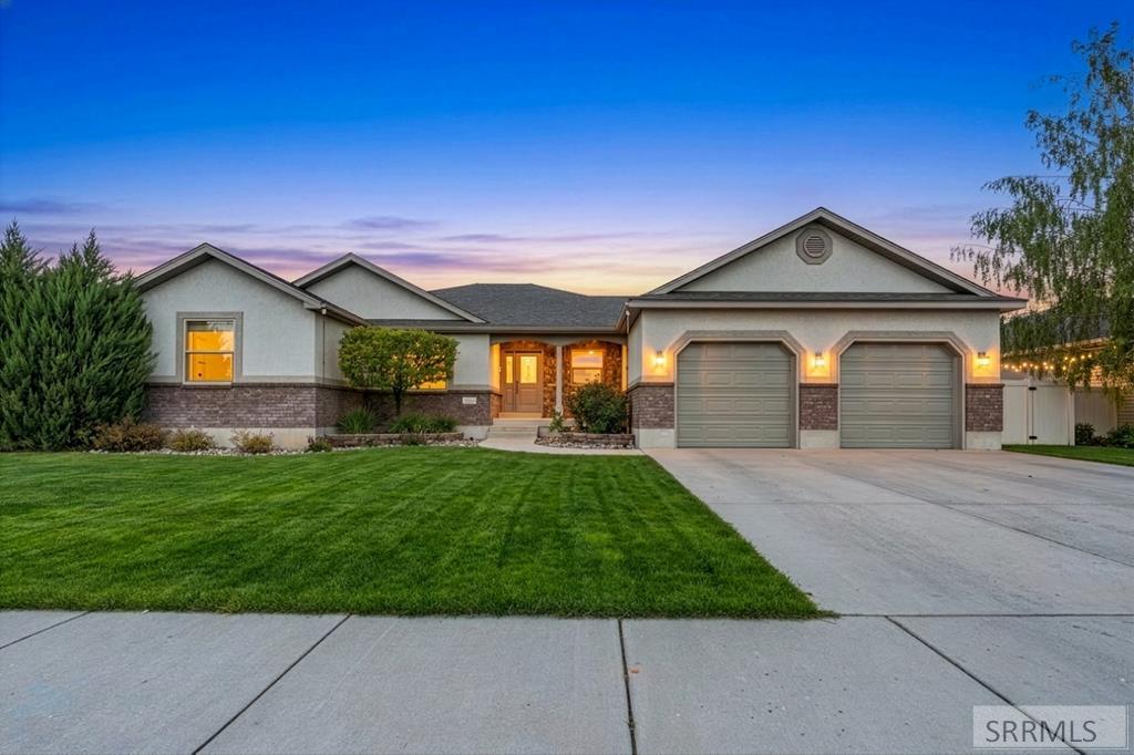 626 Cook Street Rexburg, ID 83440 - Photo 1 of 49 Main View