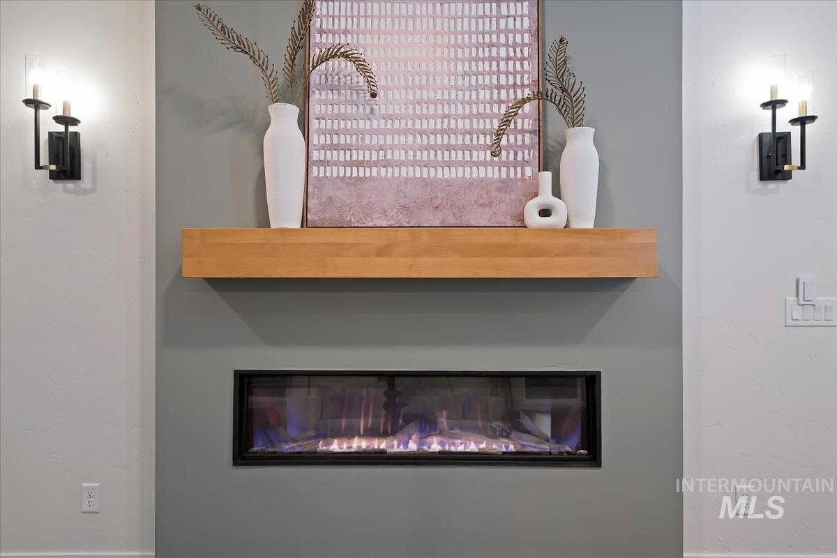 60 North Feather Reed Avenue Meridian, ID 83642 - Photo 8 of 50