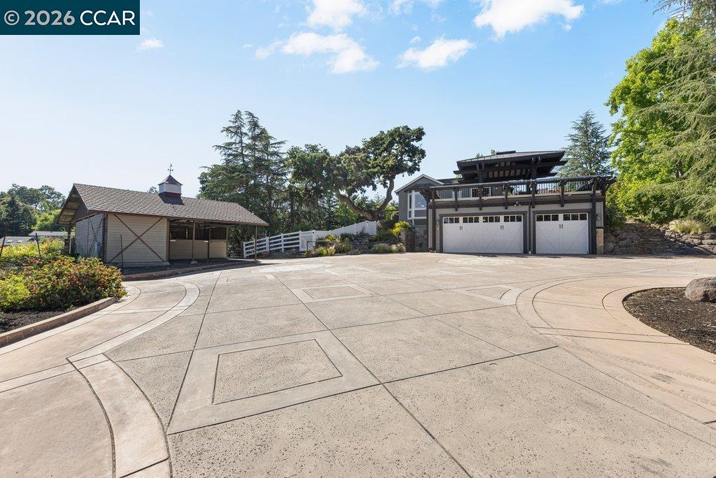 189 Oak Road Alamo, CA 94507 - Photo 73 of 86