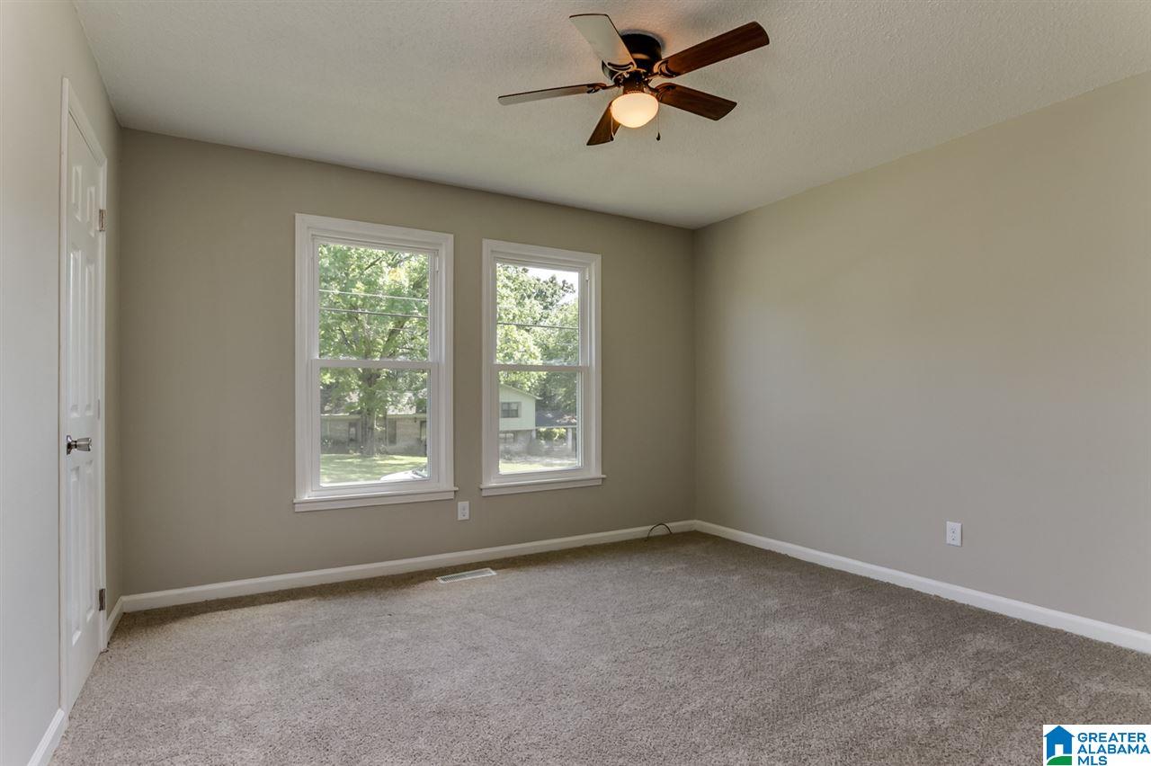 652 Crosscreek Trail Pelham, AL 35124 - Photo 20 of 44