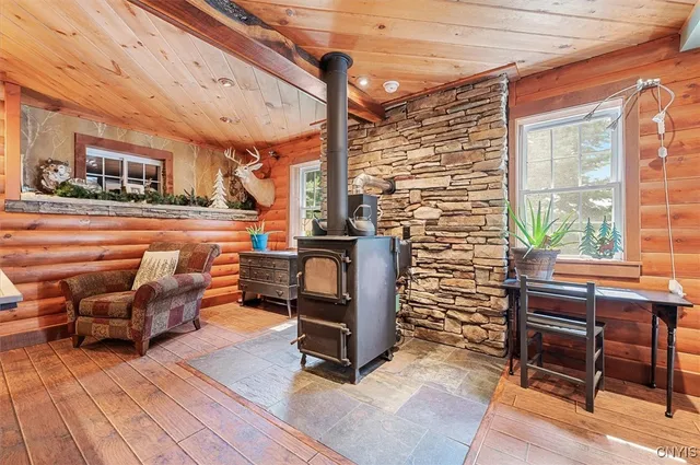 $699,900 | 6652 East Sorrell Hill Road, Van Buren, NY 13164