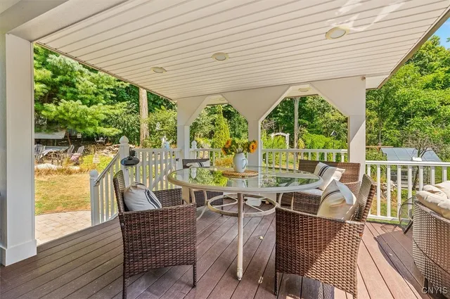 $699,900 | 6652 East Sorrell Hill Road, Van Buren, NY 13164