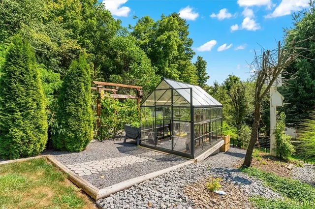 $699,900 | 6652 East Sorrell Hill Road, Van Buren, NY 13164