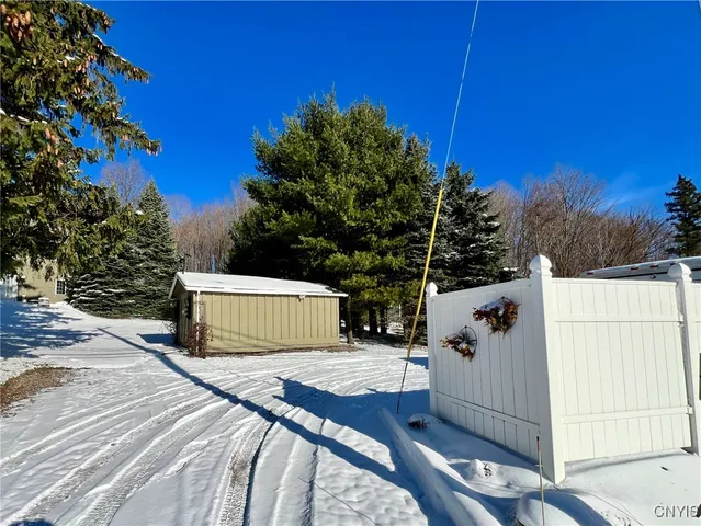 $699,900 | 6652 East Sorrell Hill Road, Van Buren, NY 13164