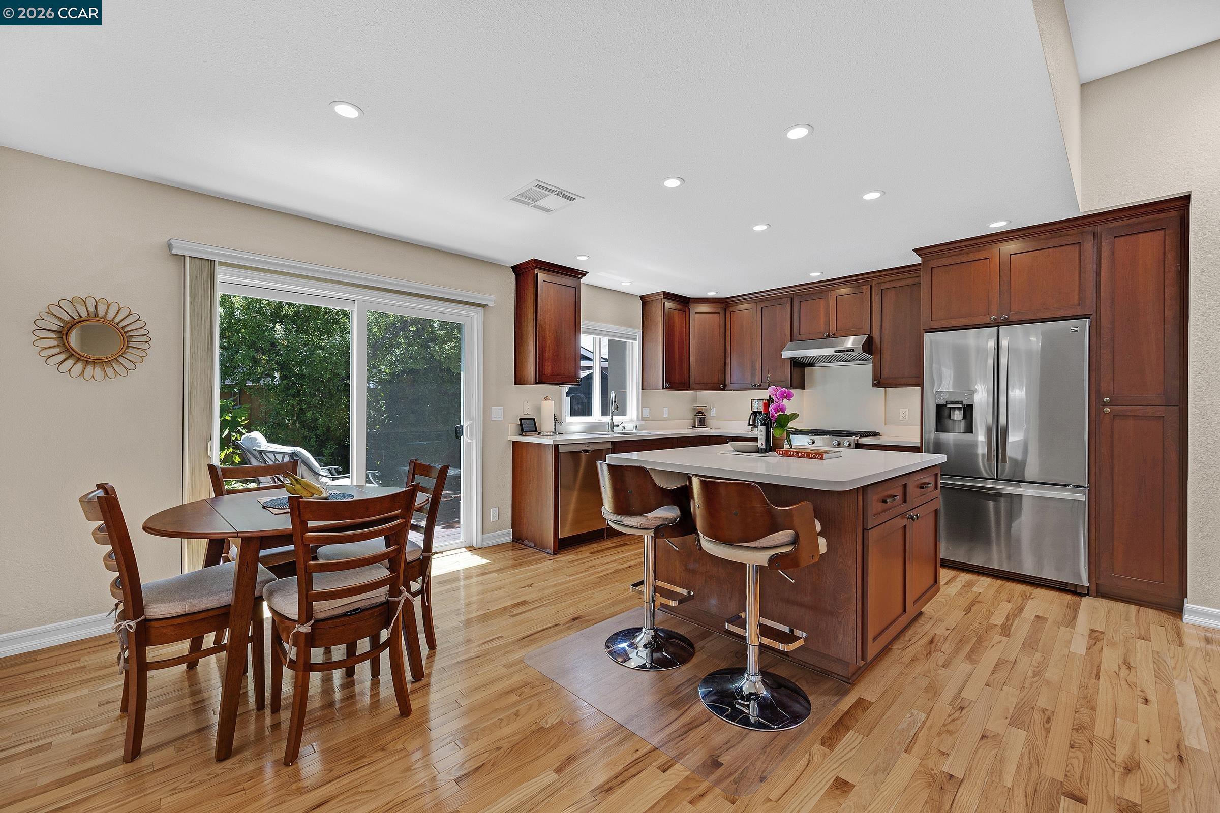8 Bath Court San Ramon, CA 94583 - Photo 7 of 43