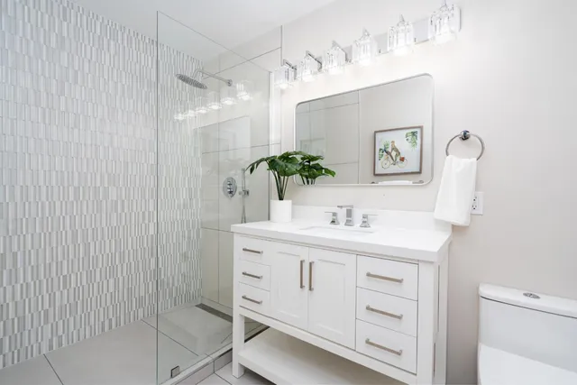 $5,500,000 | 24821 Prospect Avenue, Los Altos Hills, CA 94022