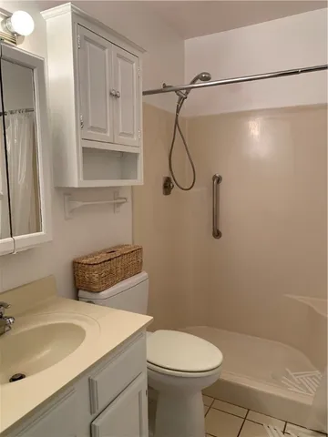 $1,800 | 96 Spring Lake Drive, Unit 101, Vero Beach, FL 32962