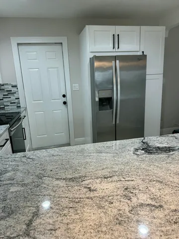 $2,400 | 1092 Florence Road, Lantana, FL 33462