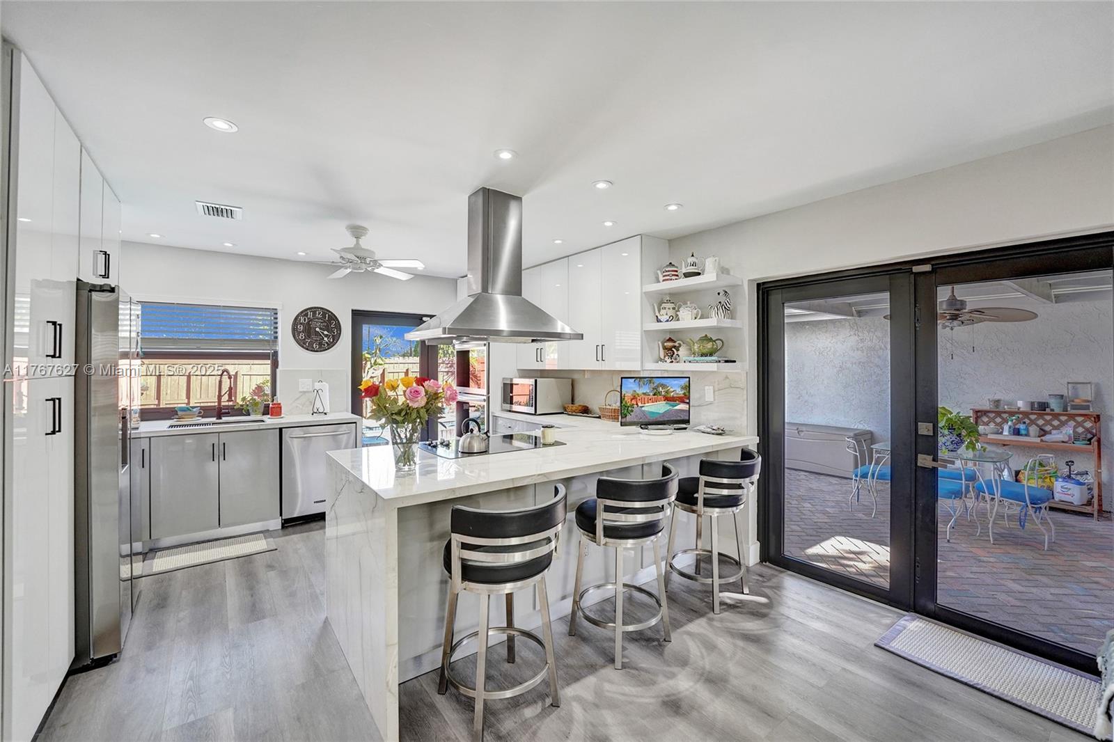 89 Juniper Road Hollywood, FL 33021 - Photo 13 of 37