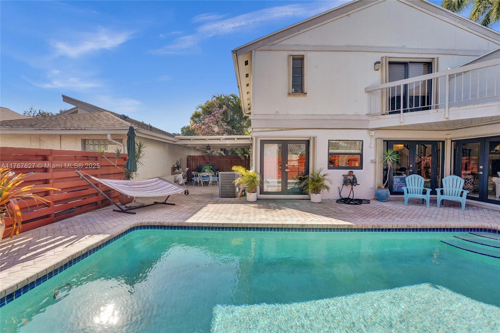 89 Juniper Road Hollywood, FL 33021 - Photo 4 of 37