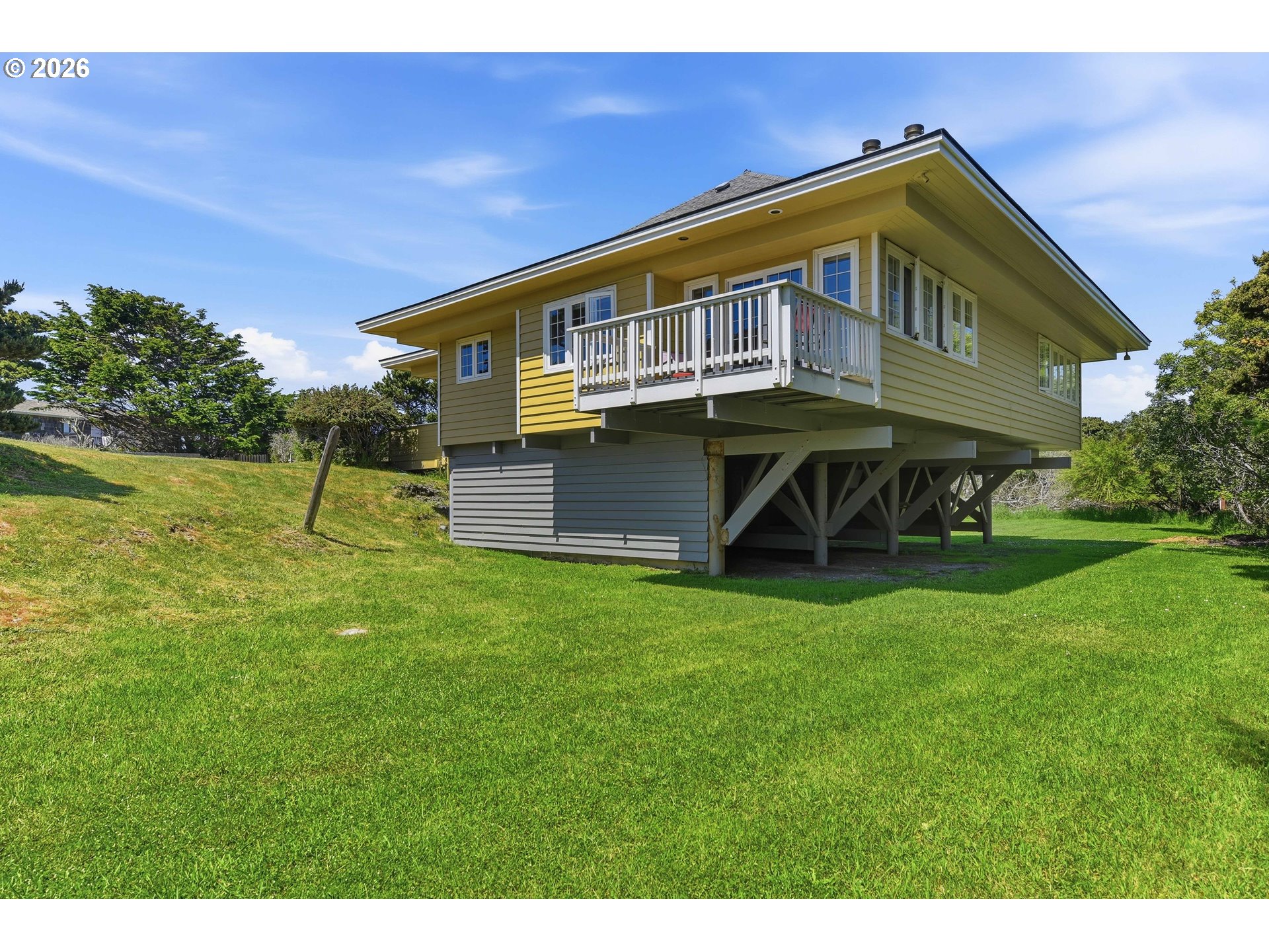 1337 Beach Loop Road Bandon, OR 97411 - Photo 43 of 47