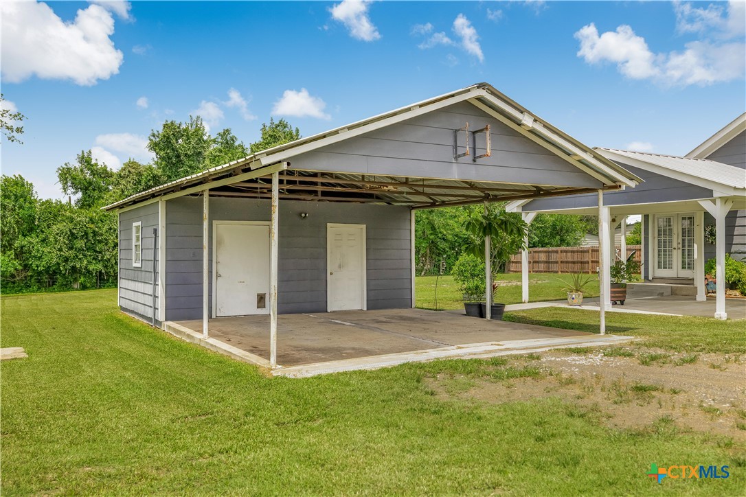1363 Old Goliad Road Victoria, TX 77905 - Photo 17 of 31