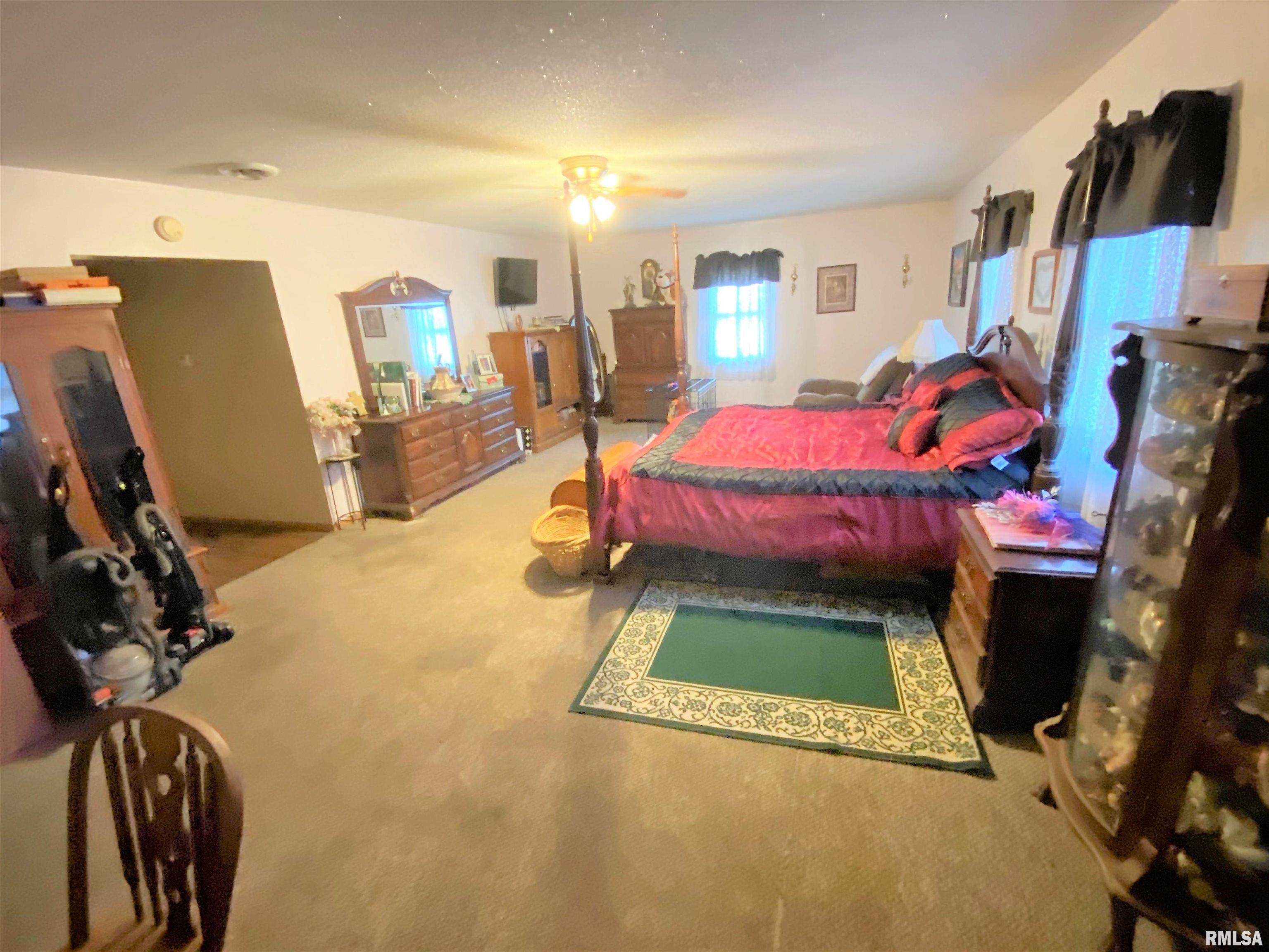 930 South State Street Flora, IL 62839 - Photo 17 of 42 Gallery Image 17