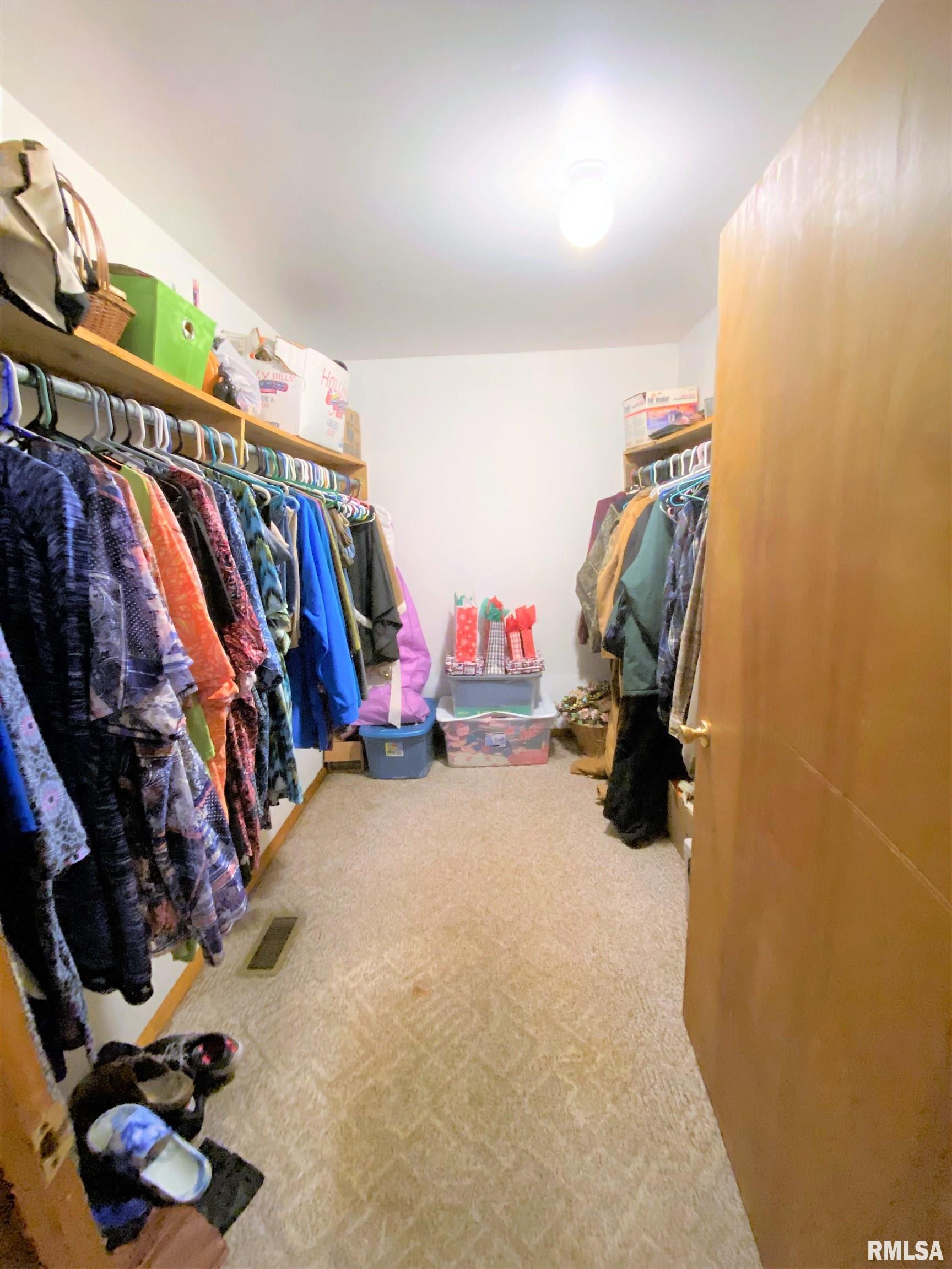 930 South State Street Flora, IL 62839 - Photo 18 of 42 Gallery Image 18