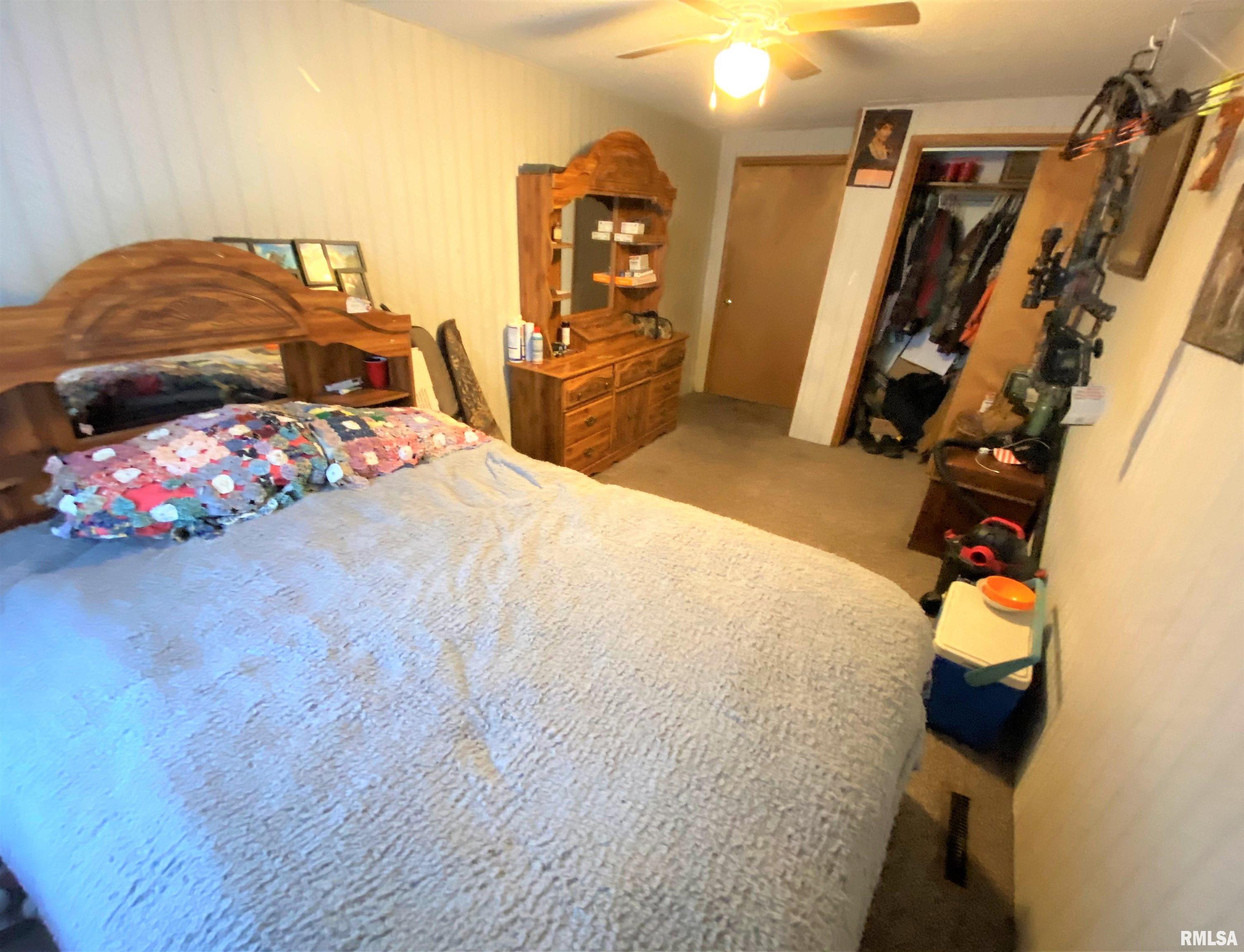 930 South State Street Flora, IL 62839 - Photo 22 of 42 Gallery Image 22