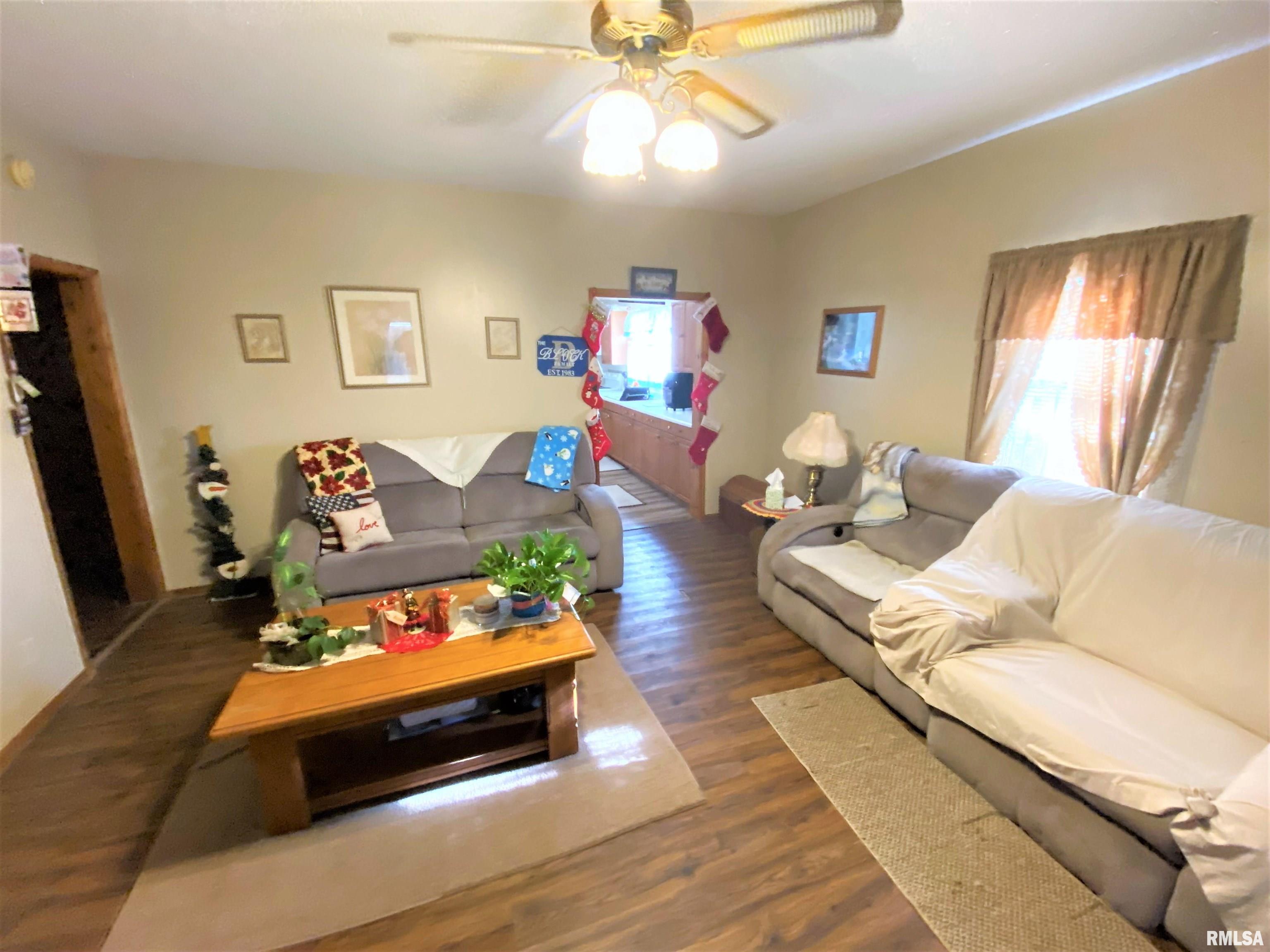 930 South State Street Flora, IL 62839 - Photo 8 of 42 Gallery Image 8