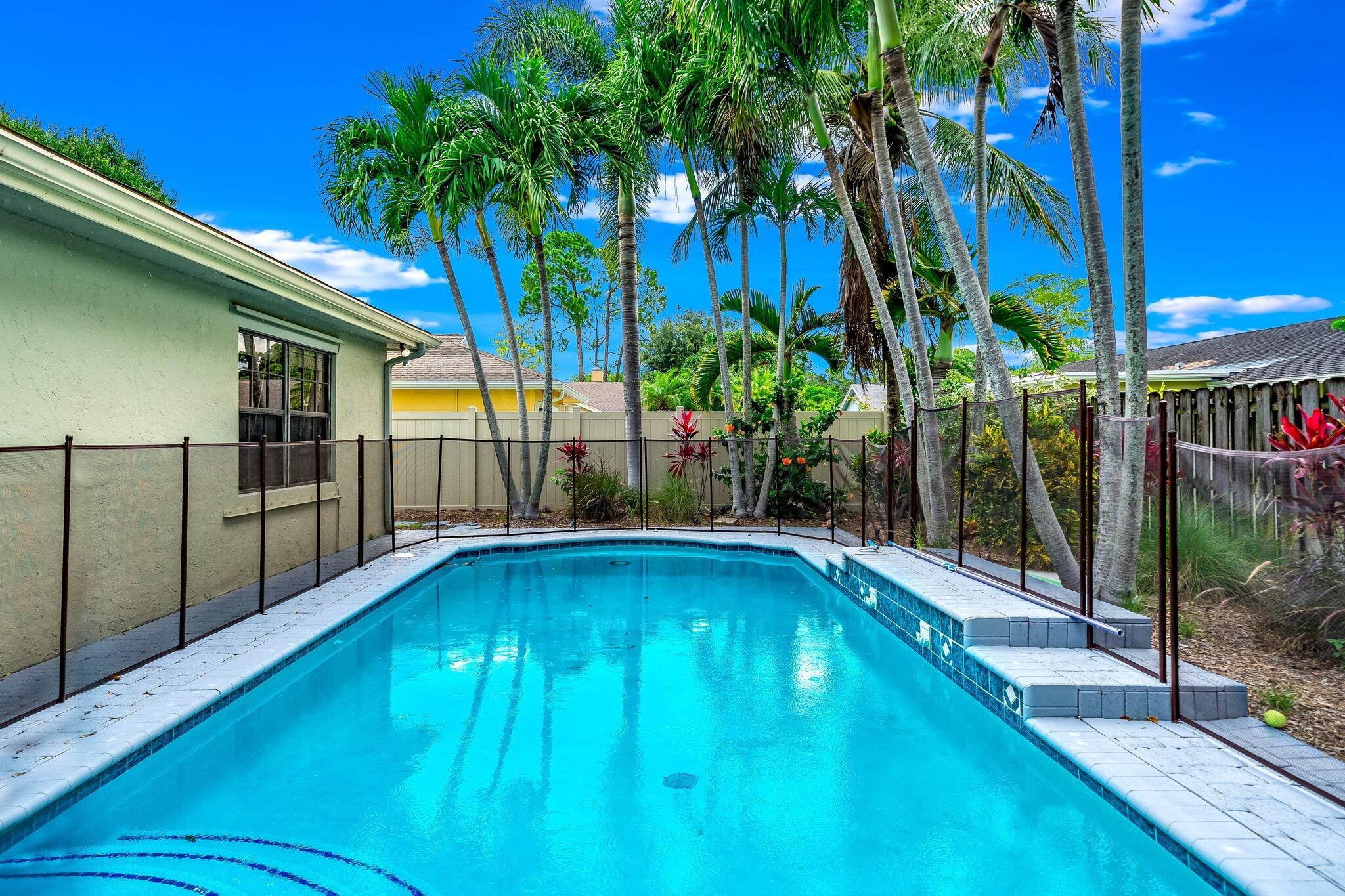 574 Juniper Place Wellington, FL 33414 - Photo 48 of 48 a view of swimming pool with patio