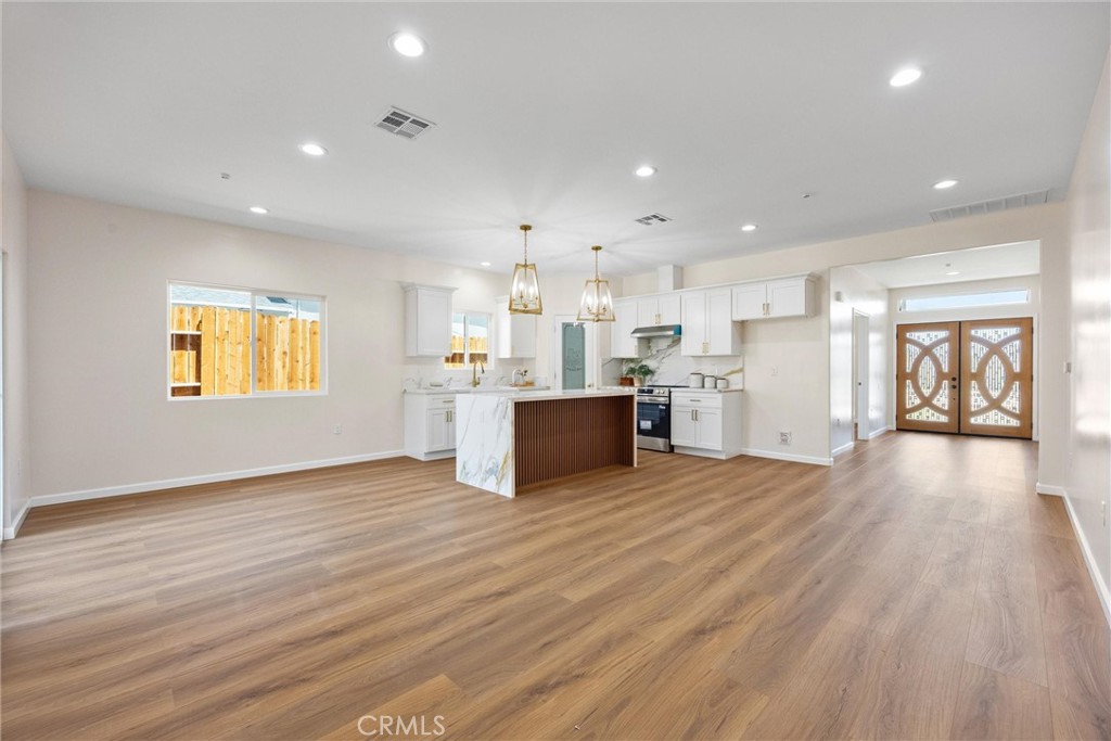 4906 Redbank Road Bakersfield, CA 93307 - Photo 15 of 36