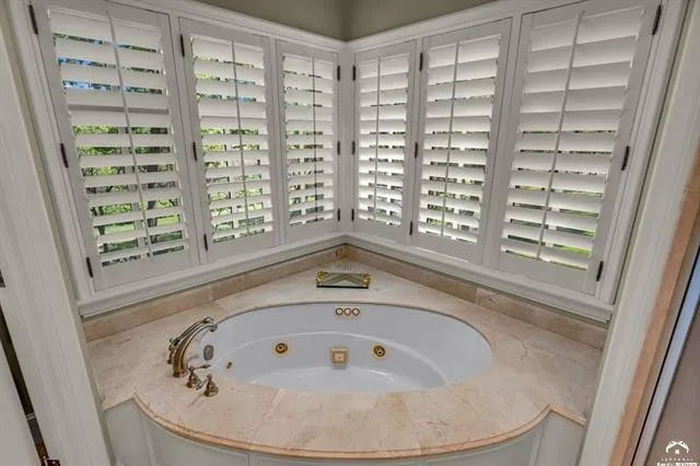 $1,799,000 | 208 Fall Creek Drive, Lawrence, KS 66049