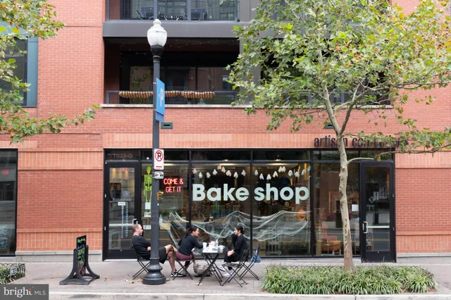 $899,000 | 4741 20th Street North, Arlington, VA 22207