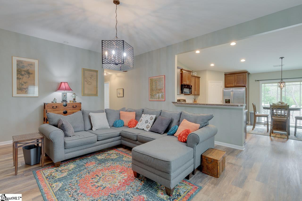 316 Riverdale Road Simpsonville, SC 29680 - Photo 14 of 33 Gallery Image 14
