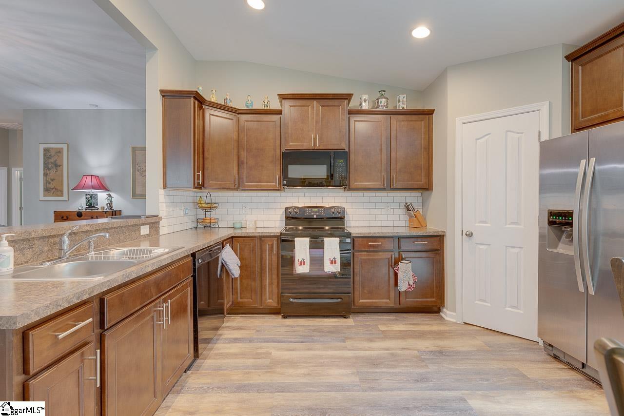 316 Riverdale Road Simpsonville, SC 29680 - Photo 17 of 33 Gallery Image 17
