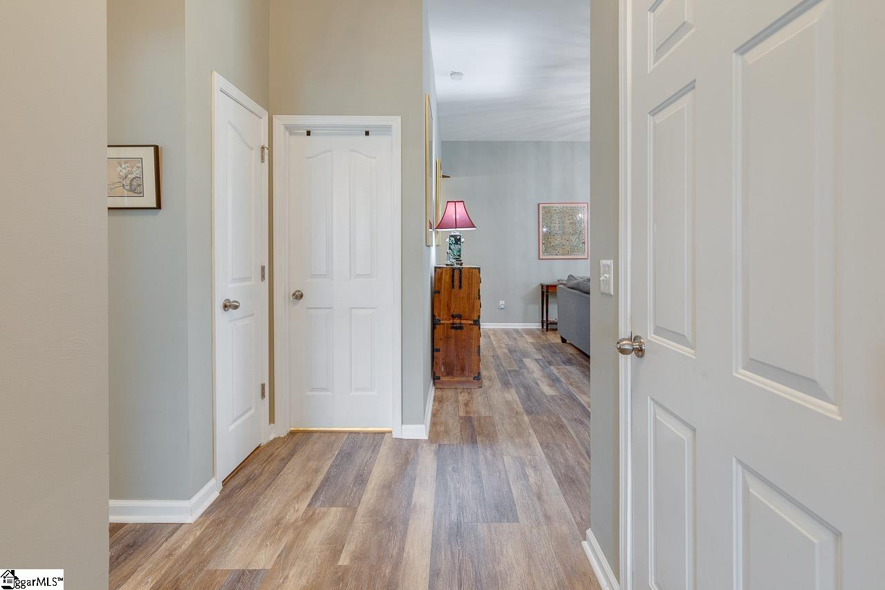 316 Riverdale Road Simpsonville, SC 29680 - Photo 5 of 33 Gallery Image 5