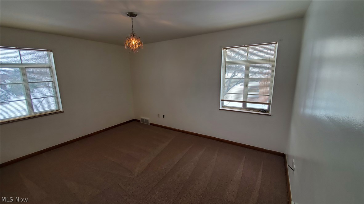 18043 Neff Road Cleveland, OH 44119 - Photo 7 of 10 Gallery Image 7