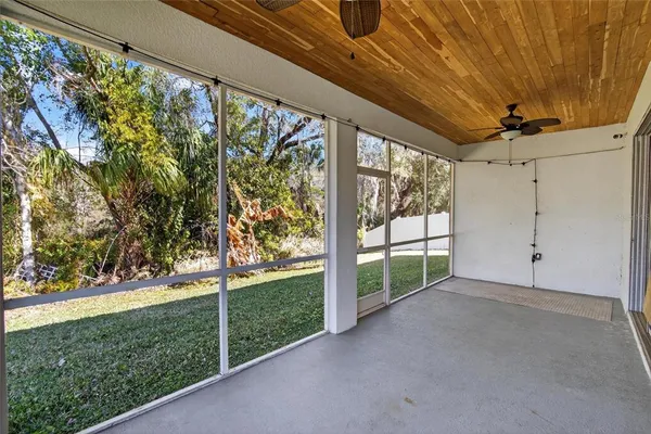 $374,900 | 2819 Holly Bluff Court, Plant City, FL 33566