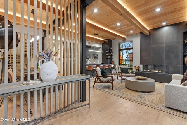 $2,275,000 | 804 East Lakeside Avenue, Coeur D'Alene, ID 83814