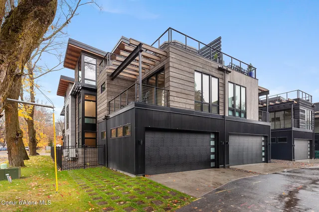 $2,275,000 | 804 East Lakeside Avenue, Coeur D'Alene, ID 83814