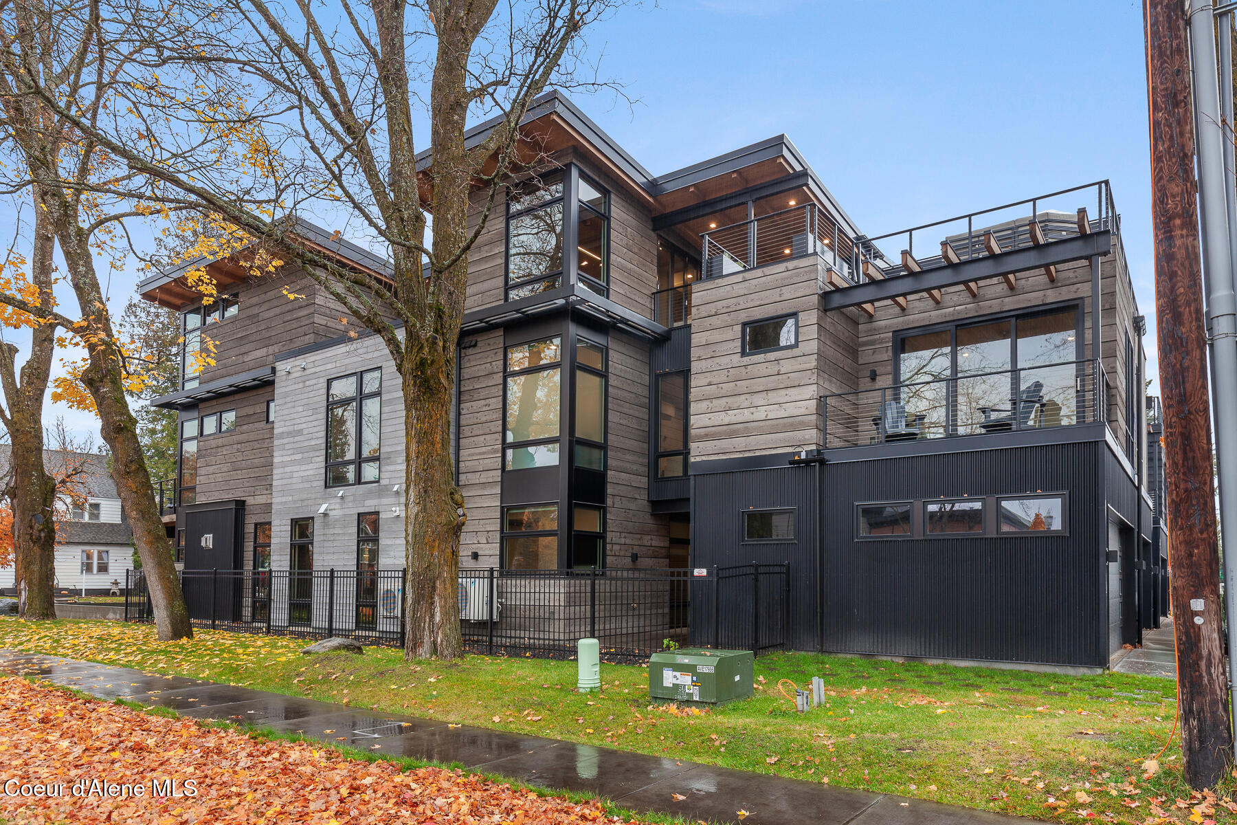 804 East Lakeside Avenue Coeur D'Alene, ID 83814 - Photo 52 of 55 804ELakesideAve-51