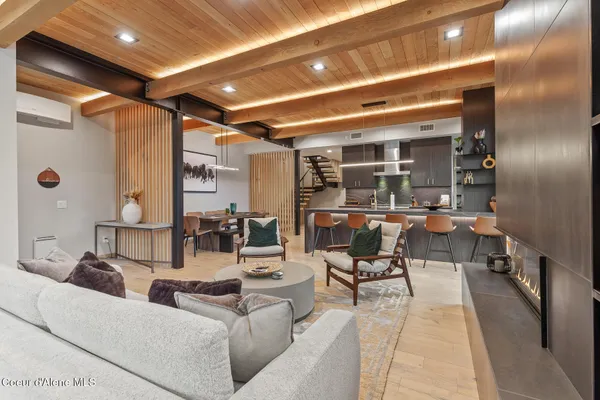 $2,275,000 | 804 East Lakeside Avenue, Coeur D'Alene, ID 83814