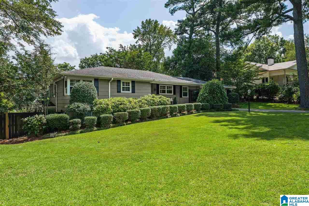 2019 Hickory Road Birmingham, AL 35216 - Photo 3 of 45