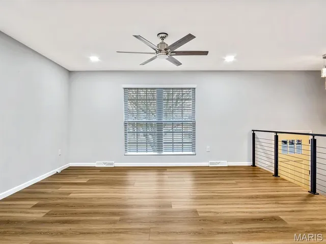 $300,000 | 833 Illinois Avenue, Red Bud, IL 62278